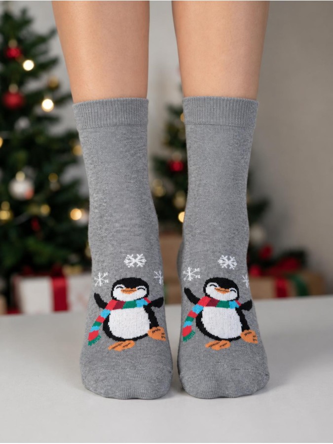 Children's Christmas socks Penguin in a scarf...