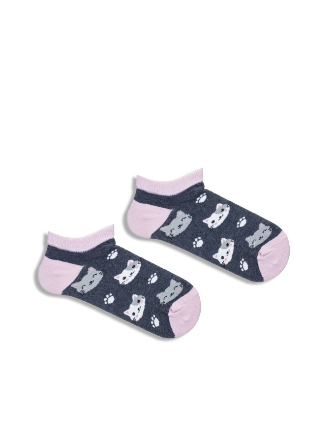 Kids' small Cat's head pattern low ankle socks...