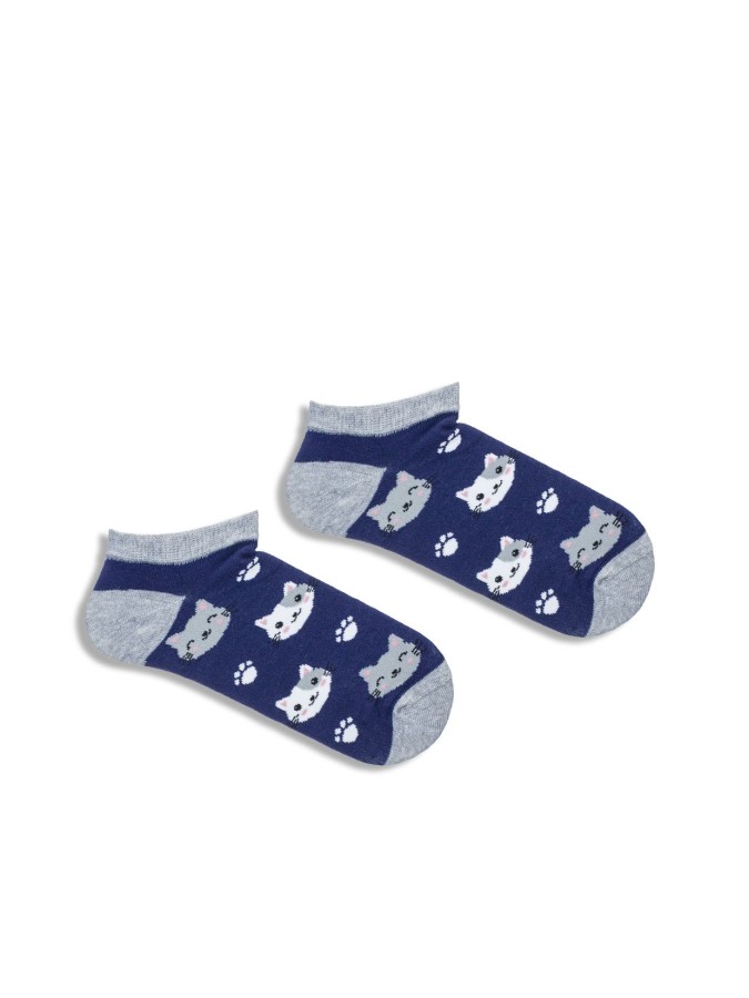 Kids' small Cat's head pattern low ankle socks...