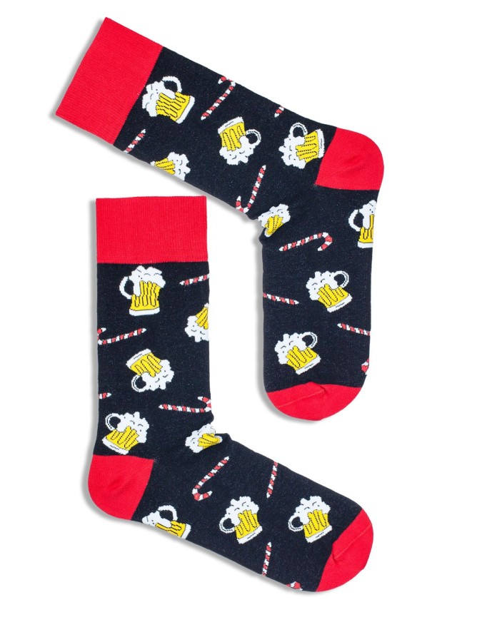 Men's Christmas Beer & Candy canes pattern...