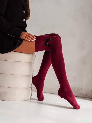Cotton over-the-knee socks with a bow