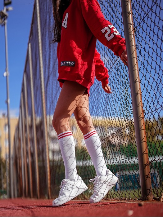 Women's Cotton knee socks with a striped welt 0248.004