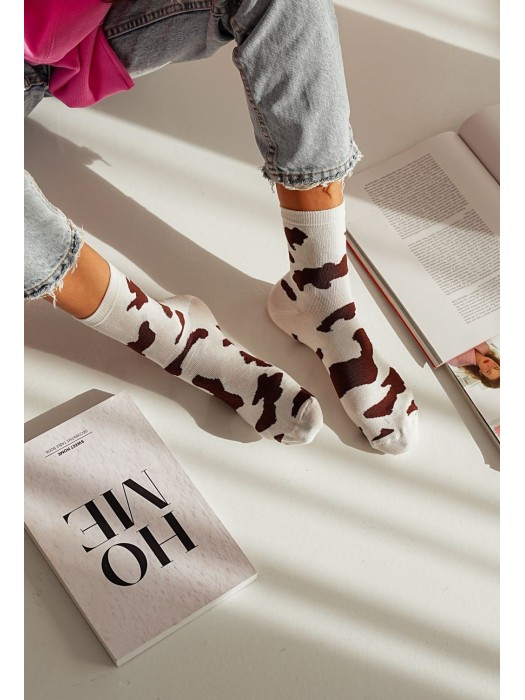 Women's Cow spots pattern socks 0200.104