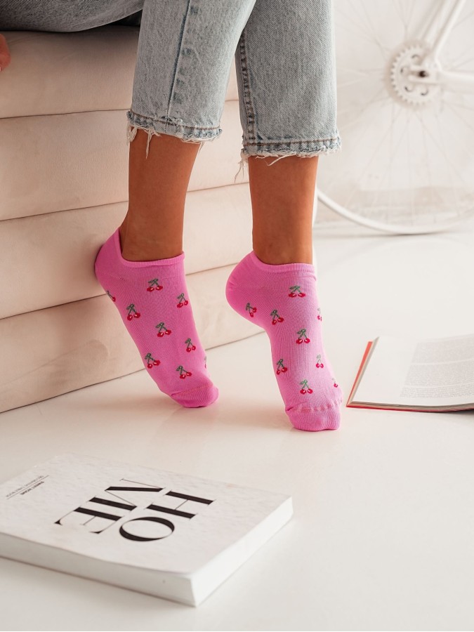 Women's Little Cherries pattern low ankle socks...