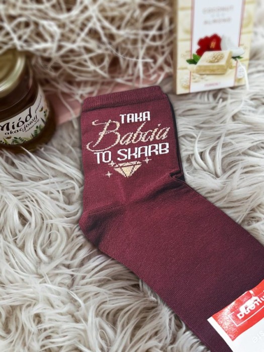 Women's "grandma is a treasure" pattern socks 0200.138