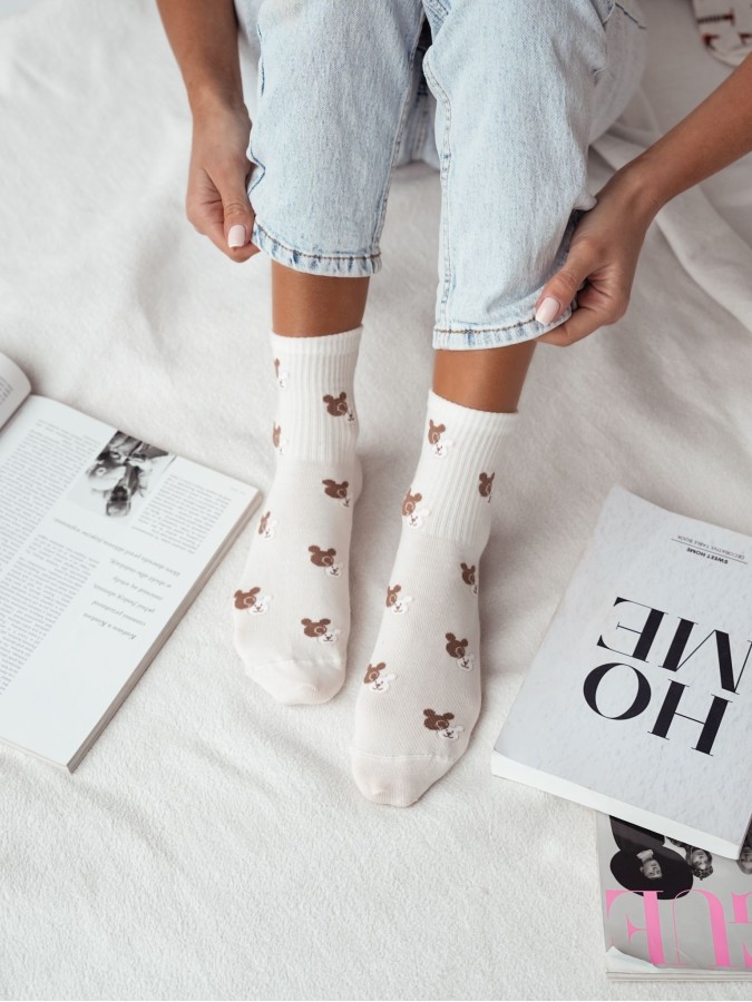 Women's 'Bear's head with a shadow' pattern...