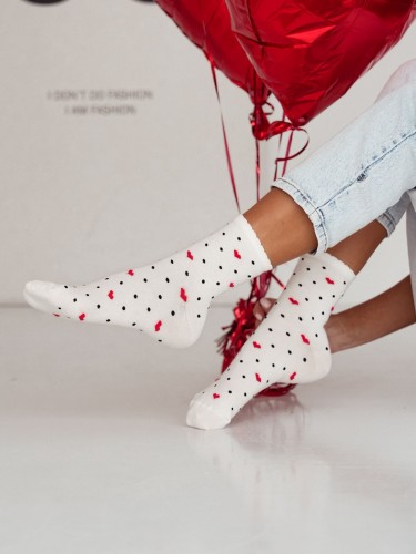 Women's Hearts and Dots pattern socks 0200.140