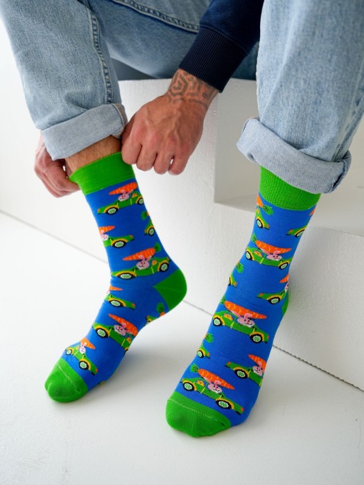Men's 'Rabbit in the car' pattern socks 0125.112