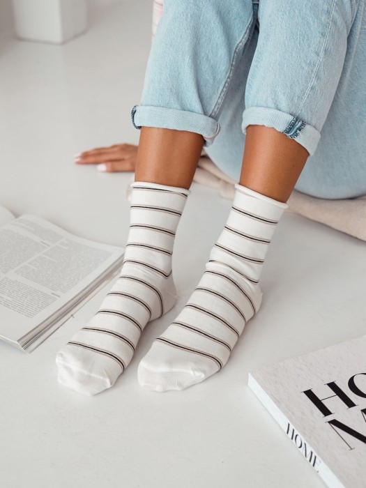 Women's Thin Stripes pattern socks 0200.162