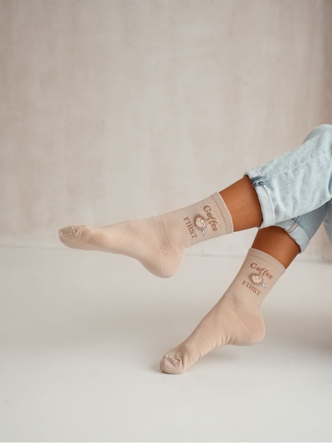 Women's 'Coffee FIRST' pattern socks 0200.167