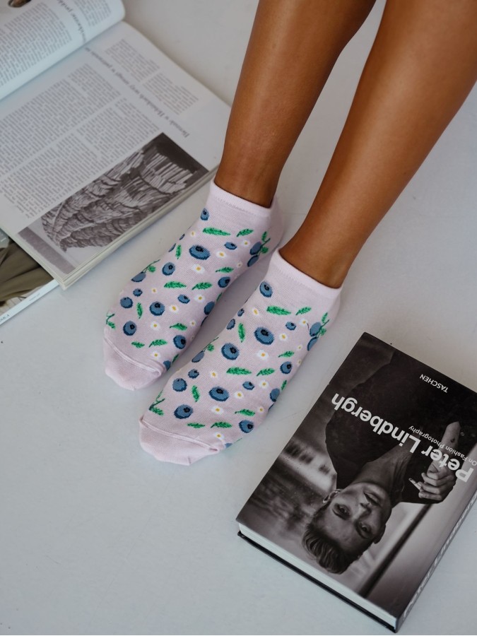 Women's Berries pattern low ankle socks 1146.075