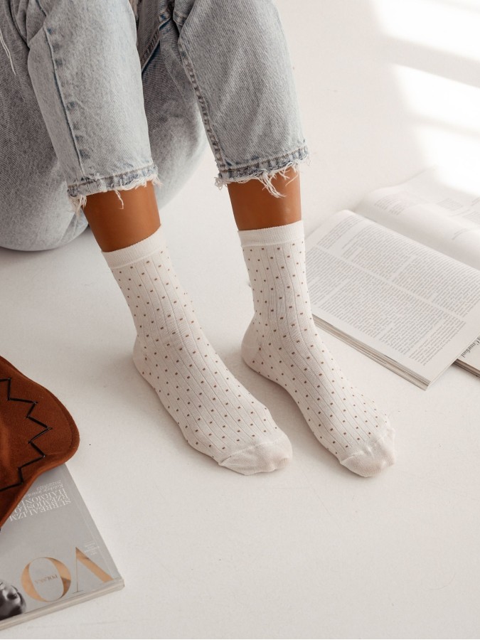 Women's ribbed socks with dots 0200.170
