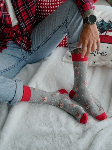 Men's Christmas Reindeer & Candy canes pattern socks... 2