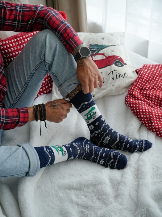 Men's Christmas 'Car with Christmas tree on top' pattern socks  1290.030