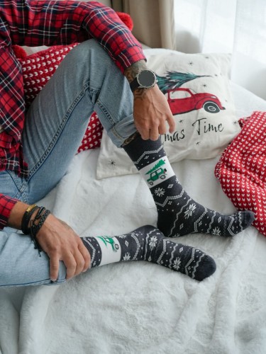 Men's Christmas 'Car with Christmas tree on top' pattern... 2