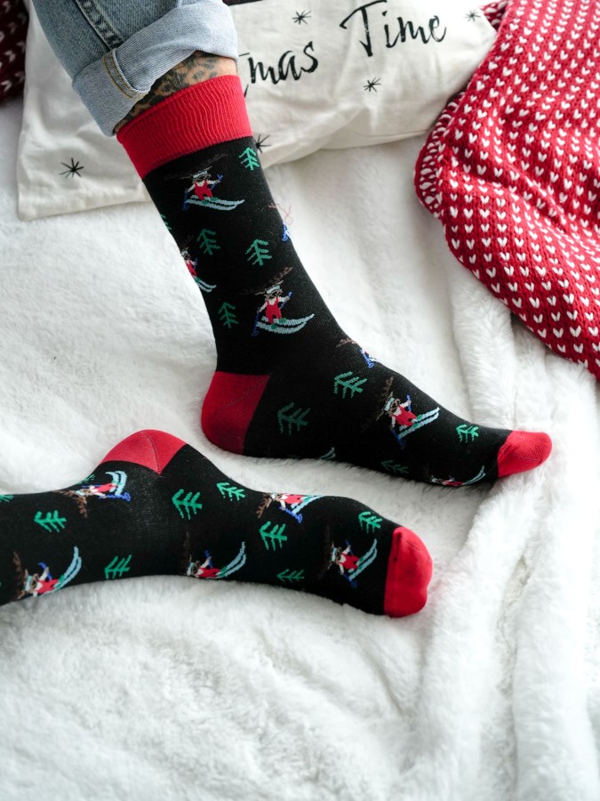 Men's Christmas 'Reindeer Skiing' pattern socks...