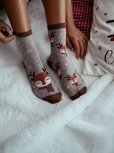 Women's 'Reindeer in a scarf' pattern socks 1283.015 2