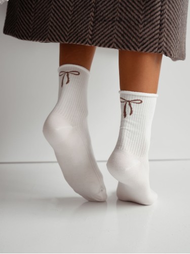 Women's bandless ribbed socks with a bow 0200.193