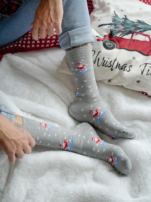 Men's Christmas 'Santa Claus on a snowboard' pattern socks  1290.032