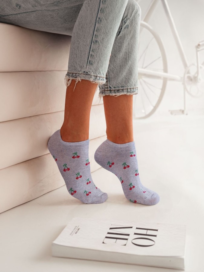 Women's Little Cherries pattern low ankle socks...