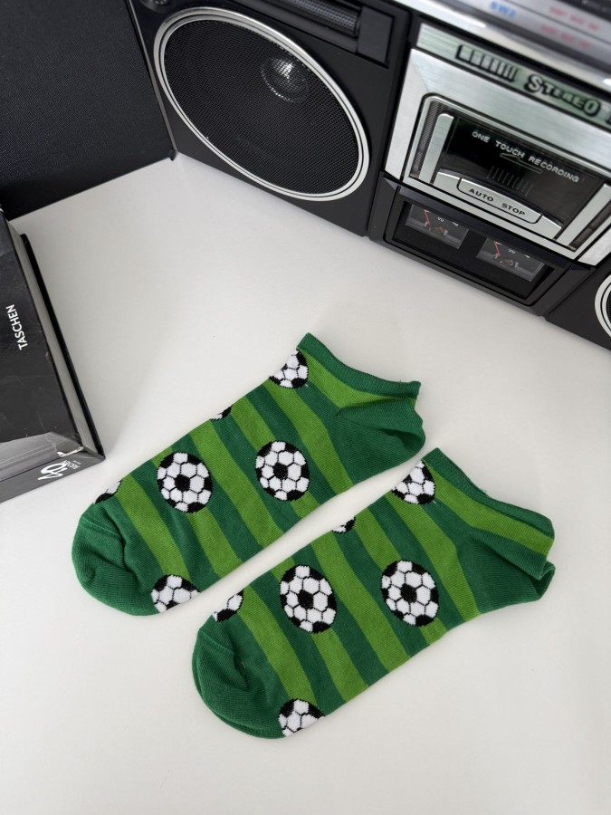 Men's Balls & Stripes pattern low ankle socks...