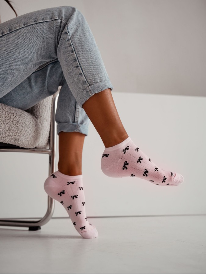 Women's Little bows pattern low ankle socks...