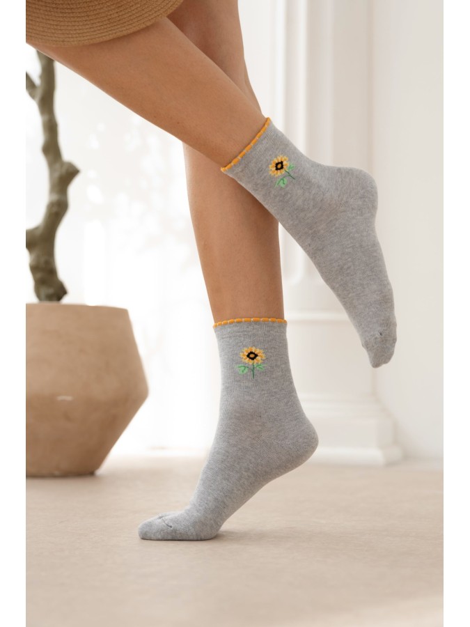 Women's Sunflower pattern socks 0200.247