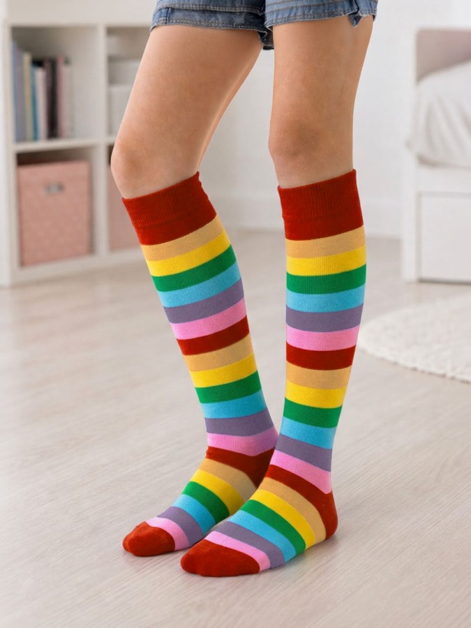 Kids' Rainbow stripes pattern knee socks 0255.003