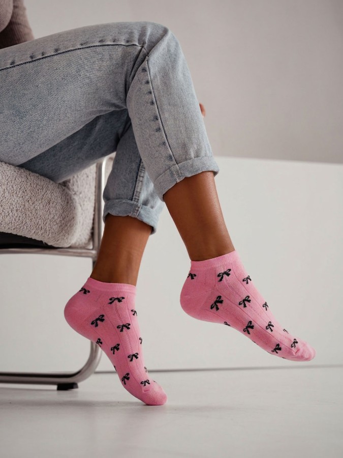 Women's Little bows pattern low ankle socks...