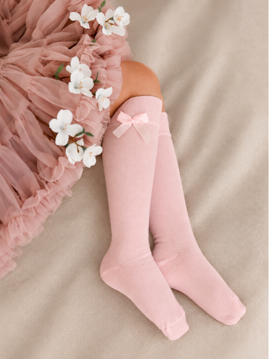 Kids' cotton knee socks with a bow
